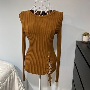 Long sleeve casual or dressy top. So comfortable!